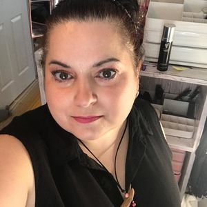 Meet your Posher, Sonia